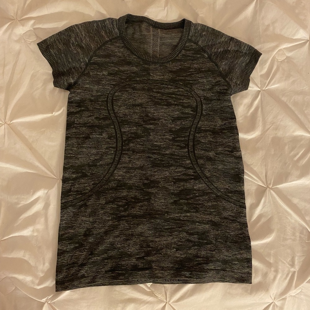 Lululemon Swiftly Tech Shirt